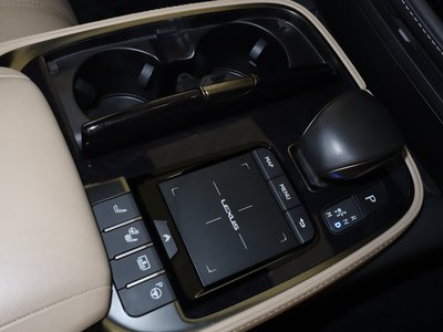 صورة مصغرة 18 لـ 2021 Lexus LS