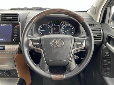 TOYOTA LAND CRUISER PRADO - 2