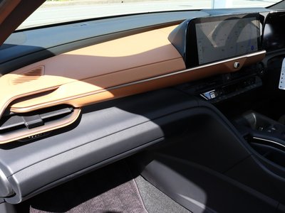صورة مصغرة 66 لـ 2023 Toyota CROWN CROSSOVER