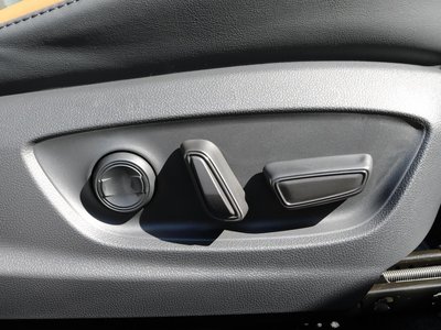 صورة مصغرة 29 لـ 2023 Toyota CROWN CROSSOVER