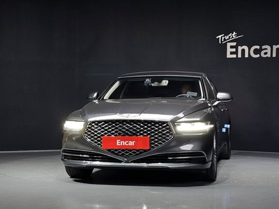 صورة 2 لـ 2020 Genesis G90