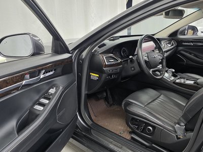 صورة 10 لـ 2020 Genesis G90