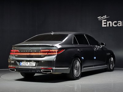 صورة 3 لـ 2020 Genesis G90