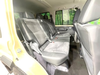 TOYOTA LAND CRUISER 70 - 10