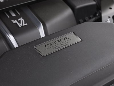 ROLLS-ROYCE CULLINAN - 10