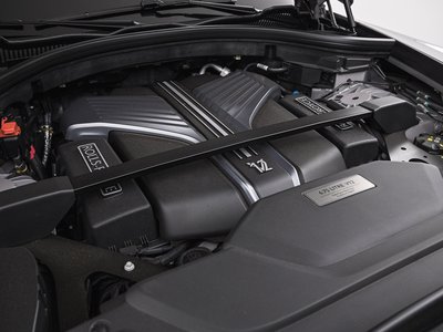 ROLLS-ROYCE CULLINAN - 9