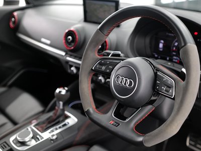 2018 AUDI RS3 SPORTBACK — фото 6