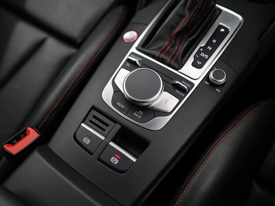 2018 AUDI RS3 SPORTBACK — миниатюра 27
