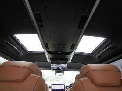 2025 Toyota VELLFIRE 照片 9