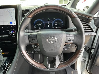 TOYOTA ALPHARD - 5