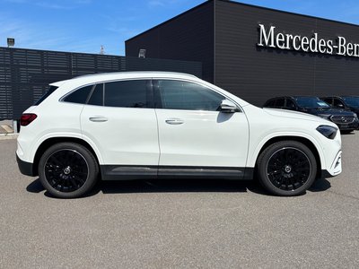MERCEDES-BENZ GLA - 4