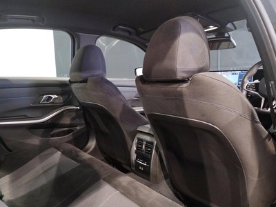 صورة مصغرة 77 لـ 2025 BMW 3 SERIES
