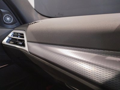 صورة مصغرة 35 لـ 2025 BMW 3 SERIES