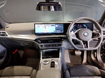 صورة مصغرة 21 لـ 2025 BMW 3 SERIES