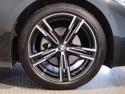 صورة مصغرة 71 لـ 2025 BMW 3 SERIES