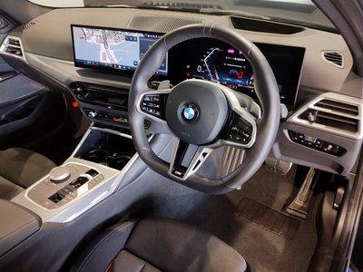 صورة مصغرة 19 لـ 2025 BMW 3 SERIES