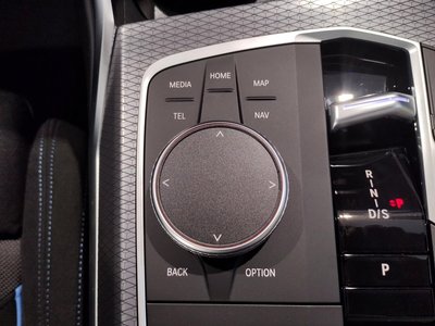 صورة مصغرة 31 لـ 2025 BMW 3 SERIES