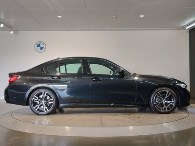 صورة 10 لـ 2025 BMW 3 SERIES