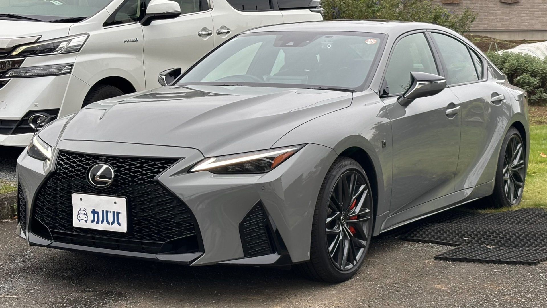 LEXUS IS F SPORT - View 1