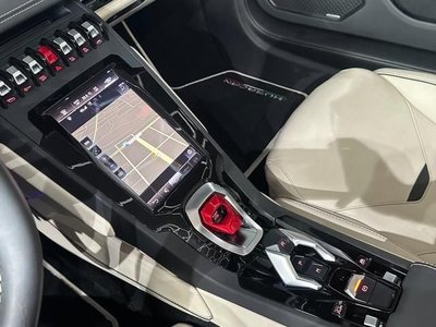صورة 7 لـ 2023 Lamborghini HURACAN