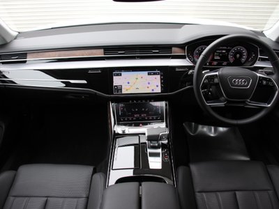 2024 AUDI A8 — фото 4
