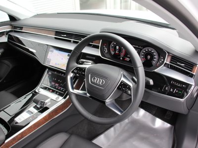 2024 AUDI A8 — миниатюра 23