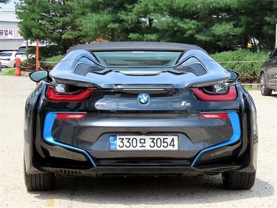 2019 BMW I8 — фото 3