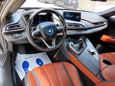 2019 BMW I8 — миниатюра 11