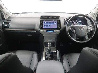 TOYOTA LAND CRUISER PRADO - 6