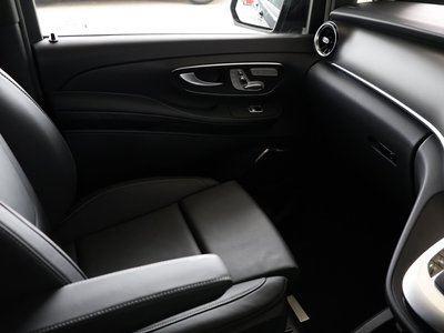 صورة مصغرة 31 لـ 2023 Mercedes-BENZ V-CLASS