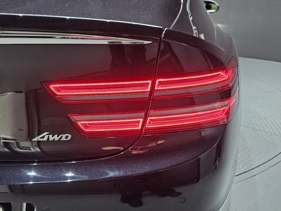 GENESIS G80 (RG3) - 10