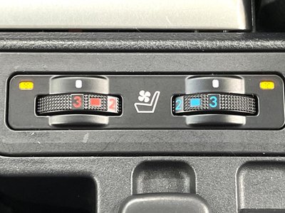 TOYOTA LAND CRUISER PRADO - 8