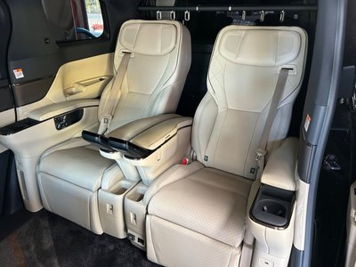 TOYOTA ALPHARD - 9