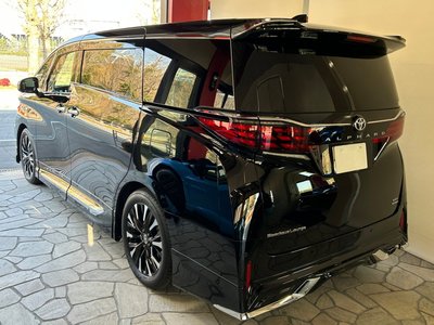 TOYOTA ALPHARD - 4