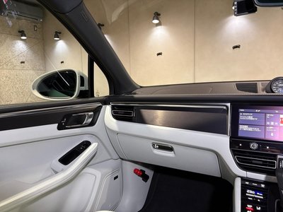 2024 Porsche MACAN — миниатюра 35