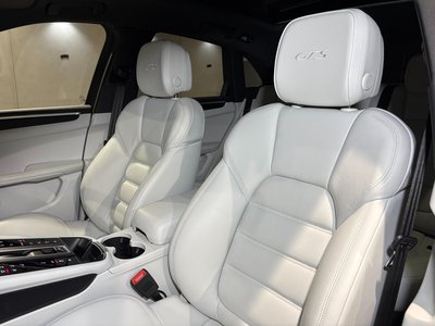 2024 Porsche MACAN — миниатюра 24