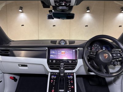 2024 Porsche MACAN — миниатюра 34