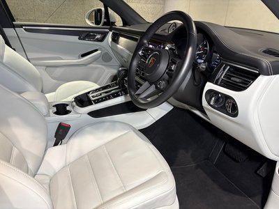2024 Porsche MACAN — миниатюра 20