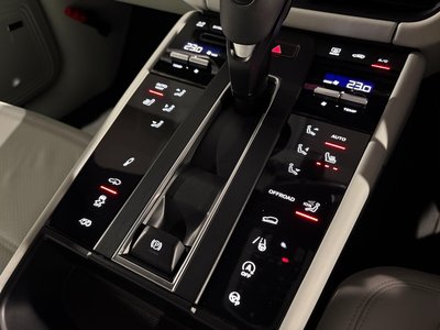 2024 Porsche MACAN — миниатюра 38