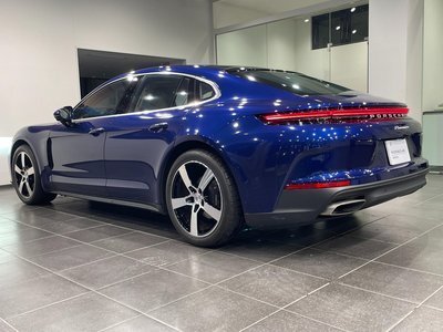 صورة 8 لـ 2024 Porsche PANAMERA