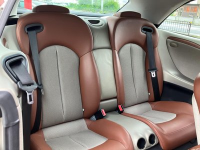 صورة 30 لـ 2005 Mercedes-BENZ CLK