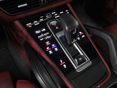 2020 Porsche CAYENNE 照片 9