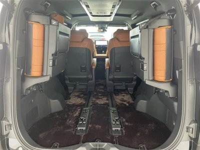 صورة مصغرة 19 لـ 2023 Toyota VELLFIRE