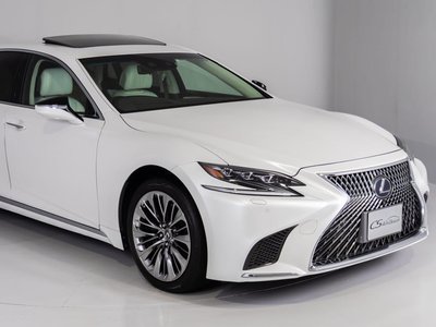 LEXUS LS - 7