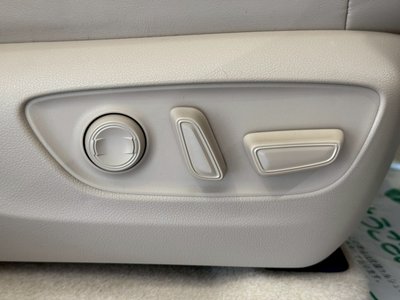 2025 Toyota LAND CRUISER 300 缩略图 46