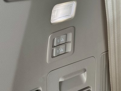 2025 Toyota LAND CRUISER 300 缩略图 38