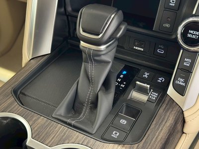 2025 Toyota LAND CRUISER 300 缩略图 73