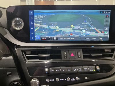2025 Lexus ES — миниатюра 14