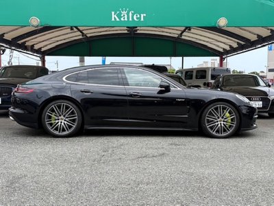 PORSCHE PANAMERA - 5