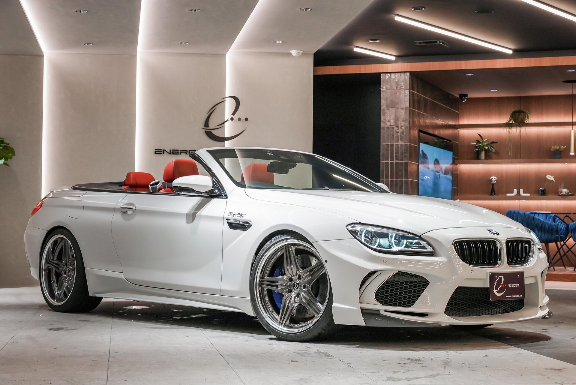 BMW M6 CABRIOLET - View 1